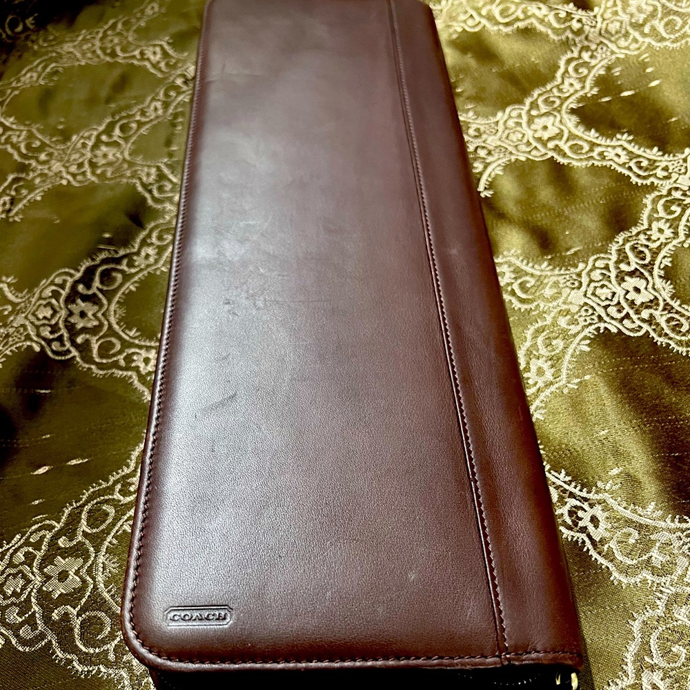 Coach tie/cravat travel case